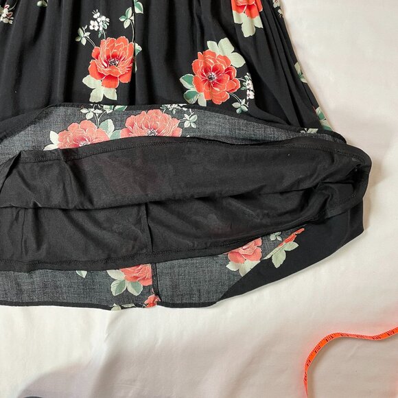 Mittoshop Black Floral Mini Dress Size S Keyhole Front Sleeveless Black - Picture 4 of 9